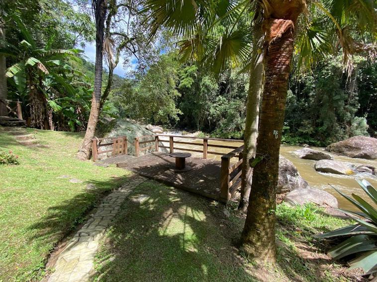 Lumiar Chale Colonial Lareira Deck Para Beira Rio Particular E Reservado Area De Lazer Pertinho Centro Do Bairro Zewnętrze zdjęcie