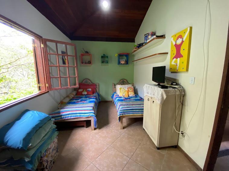 Lumiar Chale Colonial Lareira Deck Para Beira Rio Particular E Reservado Area De Lazer Pertinho Centro Do Bairro Zewnętrze zdjęcie
